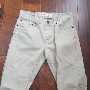 Khaki Levi jeans